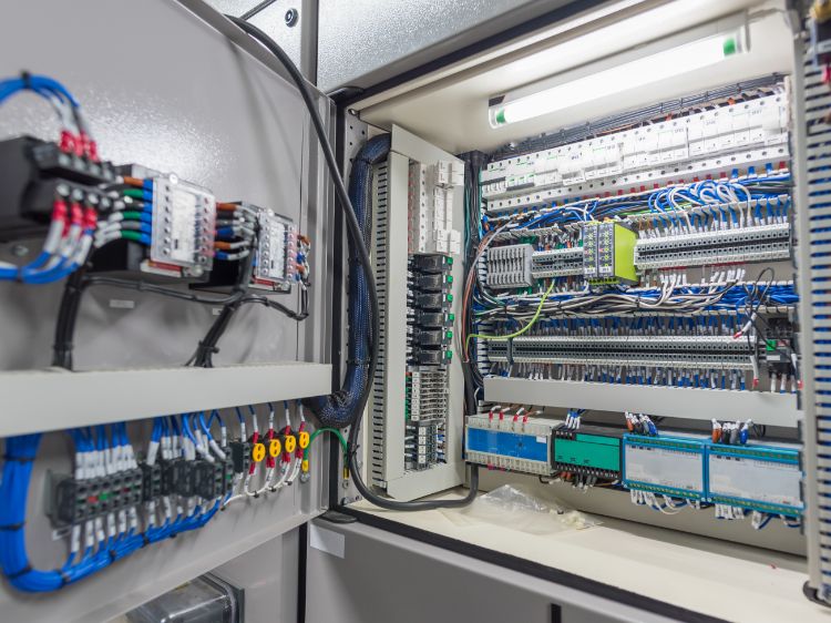 Instalacje elektryczne